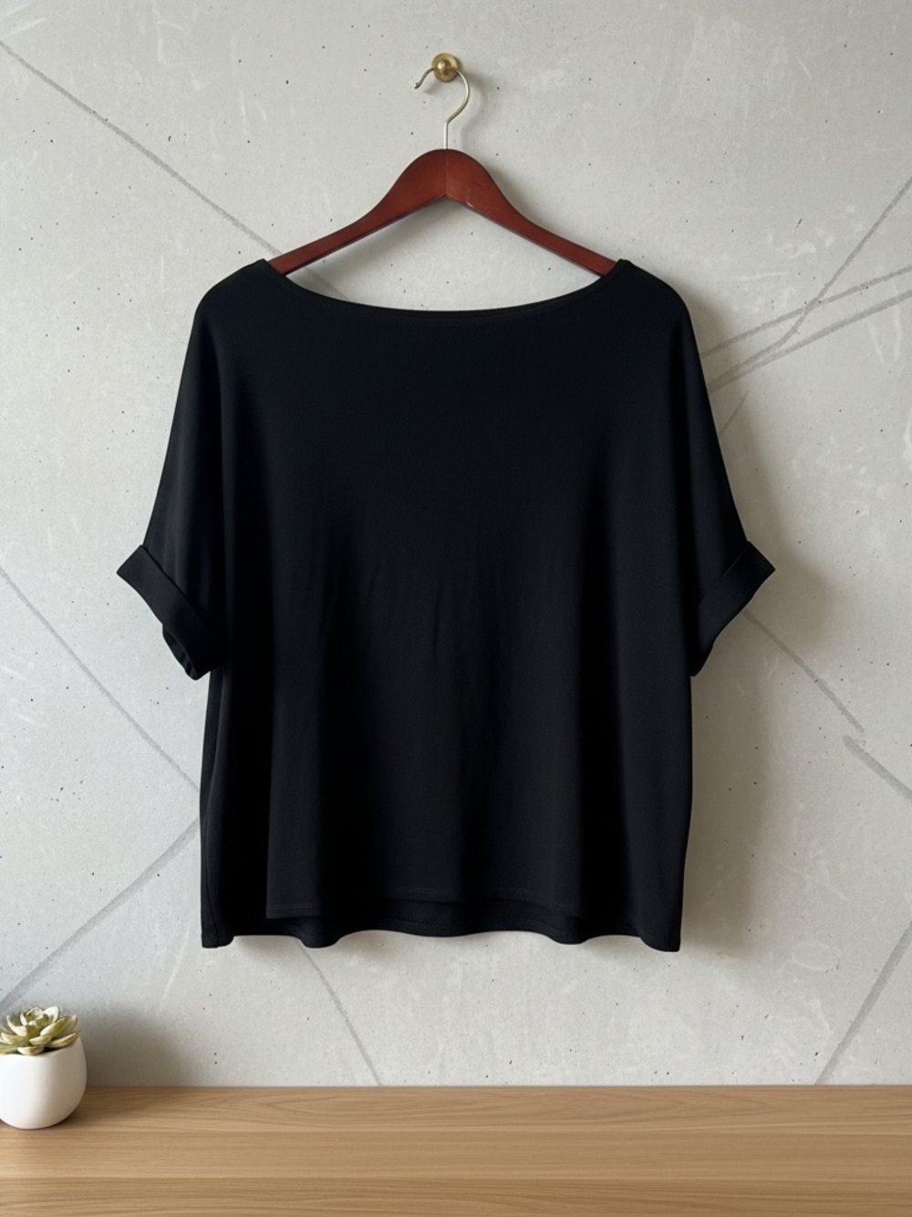 Effortless Black Boatneck Short Sleeve Tunic